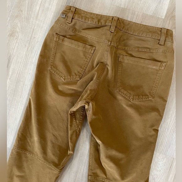 LULULEMON Mens Tan Utility Pants. Size 28W/30L - Picture 4 of 11